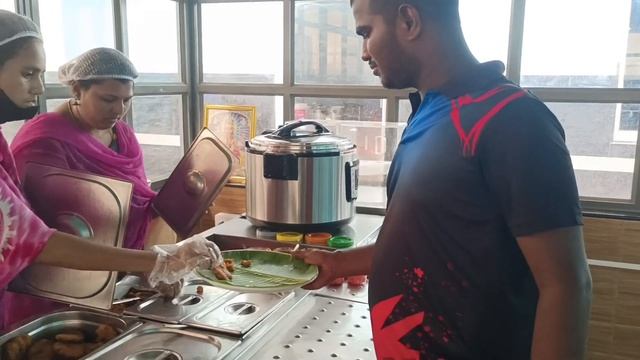 Juno bakery & restaurant tangutur NH 16 highway || thiruvlogs ||food😎 смотреть онлайн