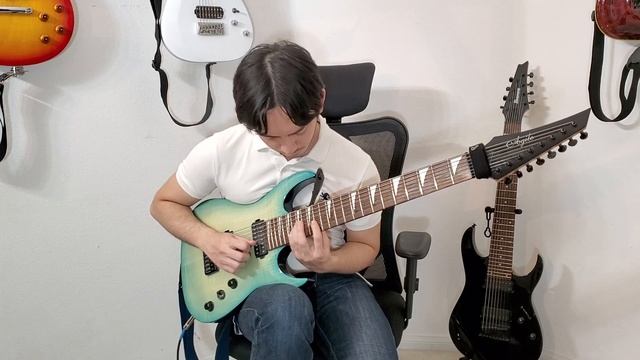 Outlining 7th Chords With Legato смотреть онлайн