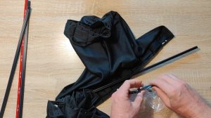 Шторки на боковые окна водителя и пассажира.