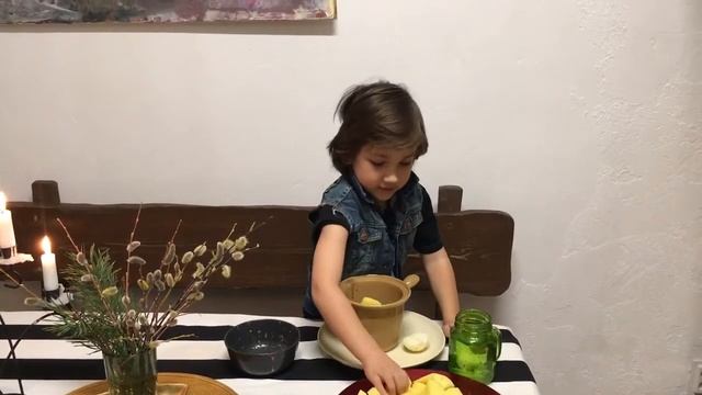 Мясо в горшочке смотреть онлайн