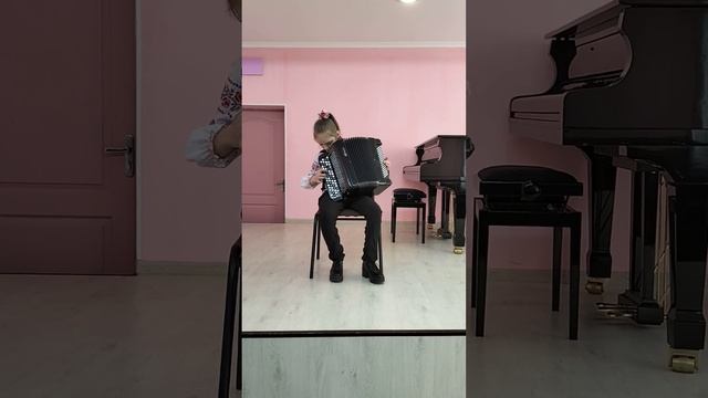 Маландій Варвара, 9 років, БАЯН, В. Сорока " Весільна полька" смотреть онлайн
