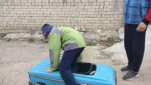 Педальная машина «Москвич» ретро СССР.