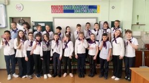 МАОУ Средняя Школа 143. Песня "Ля-ля-ля, жу-жу-жу" в исполнении 4 "К" кл. Учитель: Шляпина Е. А.