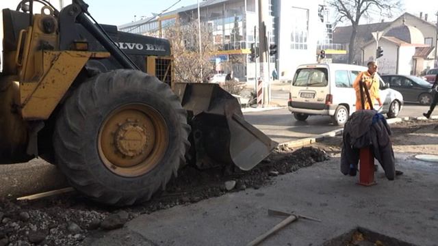 PRILOG VRT - NASTAVLJENI RADOVI U ULICI HEROJA MARICICA смотреть онлайн