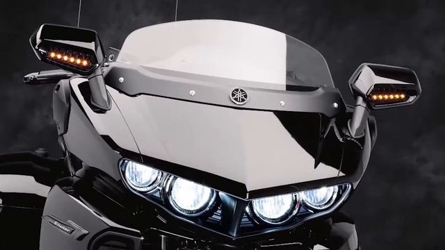 2018 Yamaha Star Eluder with GT Option Package смотреть онлайн