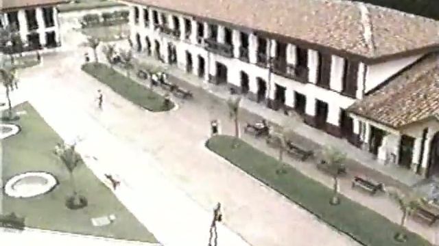 20 años menos.Romulo Caicedo. Armenia 1999 смотреть онлайн