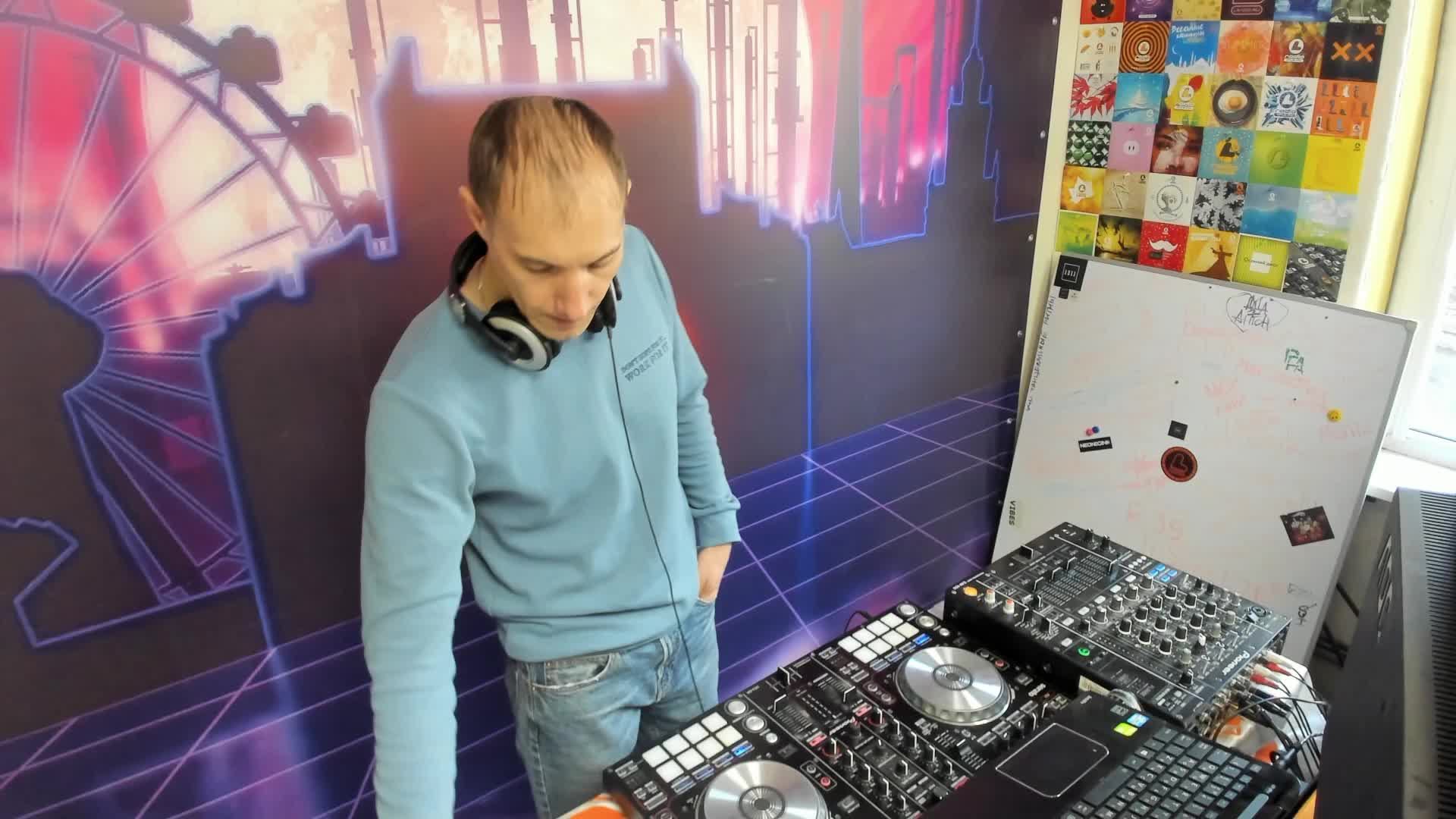 Живые игры 15.04.25 смотреть онлайн