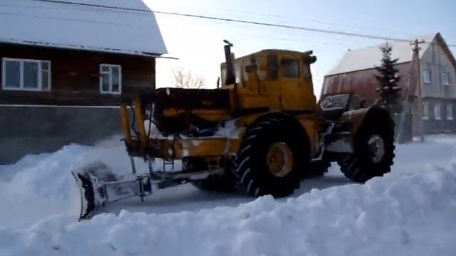 Tractors K-700A And T-150K Cleaning Roads /// Тракторы К-700А и Т-150К чистка дорог