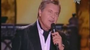 Лев Лещенко Идёт солдат по городу