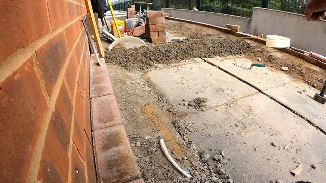 Expansion Joint / Control In A Concrete Path Using Fillcrete Brick Fill Foam смотреть онлайн