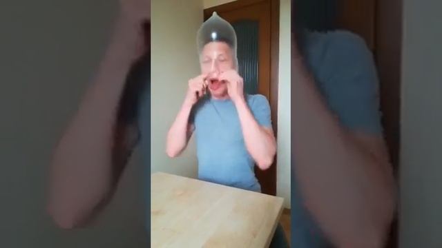 Масок нет. Выход есть 😂новый способ не заразиться смотреть онлайн