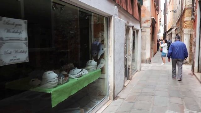 Mit Kell Tudni Venice, Olaszországrol смотреть онлайн