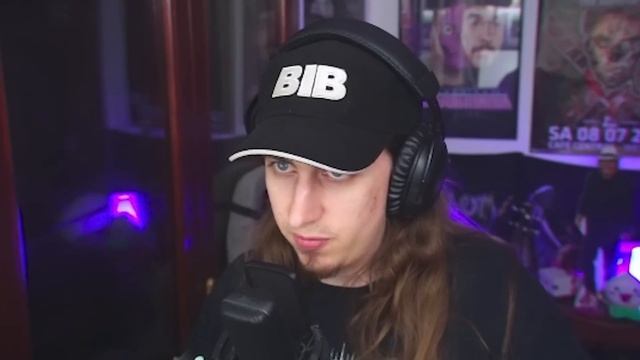 Giudico i (Terribili) CAPELLI dei Miei Iscritti смотреть онлайн