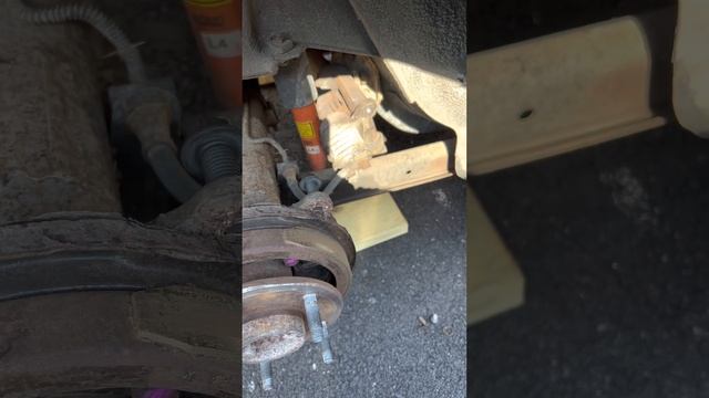 1999 Pontiac Firebird Rear Brake replacement смотреть онлайн