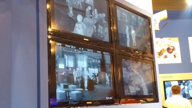 Heavy duty thermal PTZ armoured camera at Essen exhibition Germany смотреть онлайн