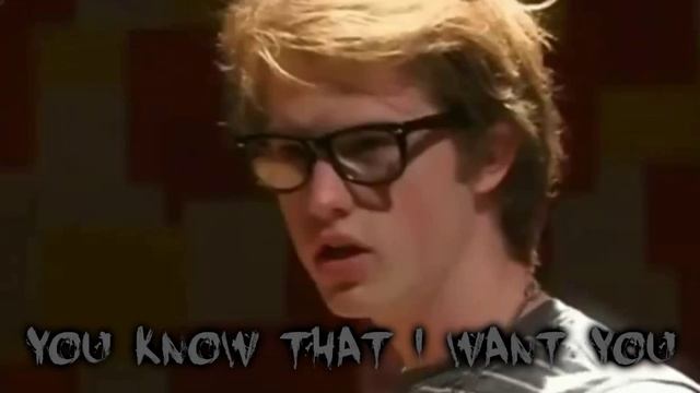 The Glee Project - Bad Romance Karaoke (with lyrics on screen) смотреть онлайн