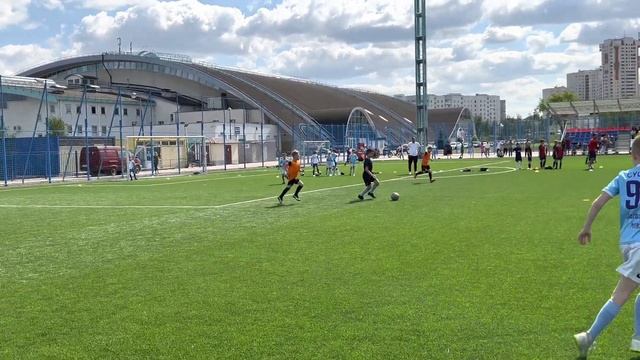 Минск 2014 - Трактор 2013 21.05.2023 Первенство Минска 1 тайм смотреть онлайн