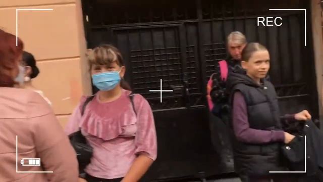 #Танцуй_налегке. Символы России. Мариинка и Большой. смотреть онлайн