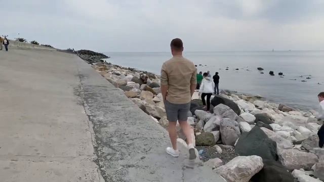 Прогулка в карантин. 28 марта 2020 смотреть онлайн