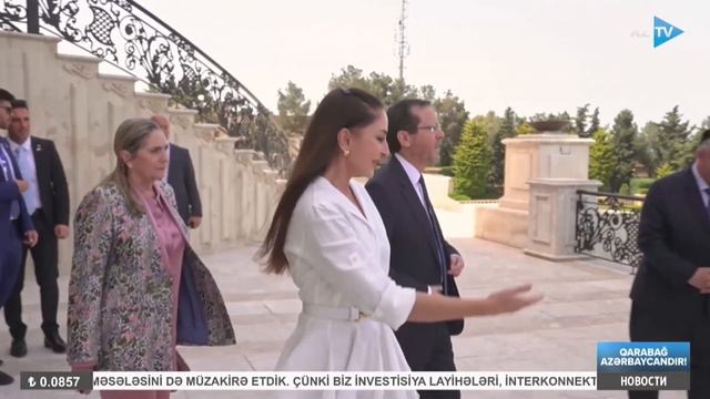 В честь президента и первой леди Израиля дан официальный ланч смотреть онлайн