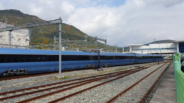 EMU-250 갑종회송 창원역 발차 смотреть онлайн