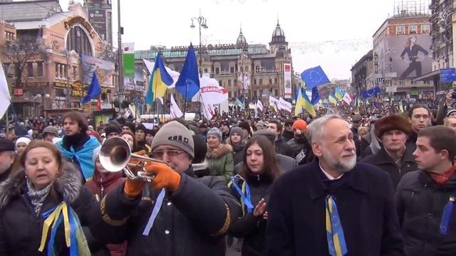 "ЛЕНТУ ЗА ЛЕНТОЙ ПАТРОНЫ ПОДАВАЙ...!!!" смотреть онлайн