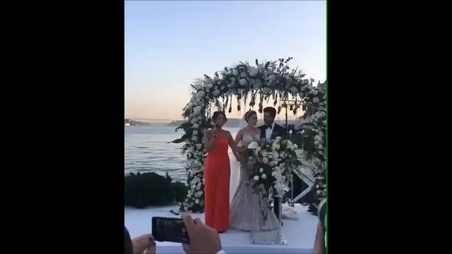 БУРАК ОЗЧИВИТ И ФАХРИЕ ЭВДЖЕН ПОЖЕНИЛИСЬ! смотреть онлайн