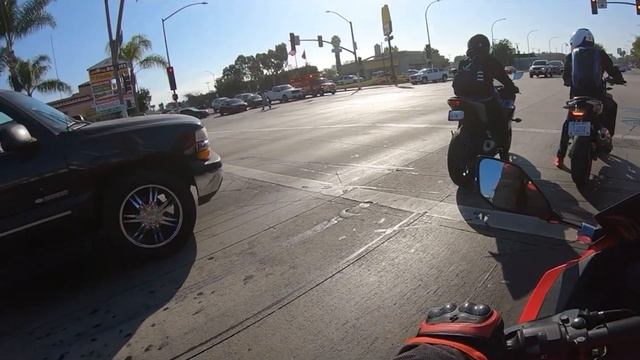 Ninja 300,Yamaha R3, BMW 310 (300RiD3rZLoSAngelesGroup) 1/2 смотреть онлайн