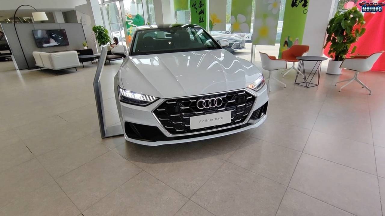 Audi A7 Sportback - привезем из Китая