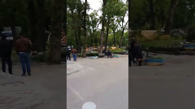 "Київблагоустрій" сносит рестораны и кафе на Трухановом острове. Киев. 2.06.2020 г. #Київблагоустрі смотреть онлайн