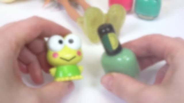 Hello Kitty and Friends DIY Color Changing Nail Polish Custom! Crafts for Kids with Dolls смотреть онлайн