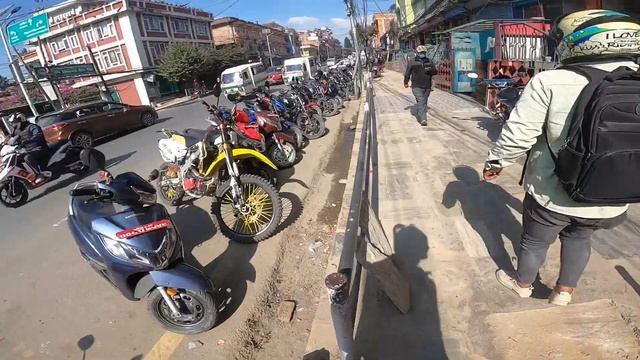 Traffic le Aba ta Atti nai garna thalyo😢🤦Bina karan mama ko Ghar garyo🤣🤣 смотреть онлайн