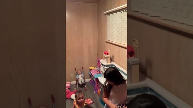 Hidden cam on sisters смотреть онлайн