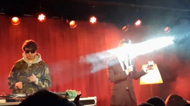 Elektromonteur - Танцы (Live в '16 тонн' 18.01.2024) смотреть онлайн