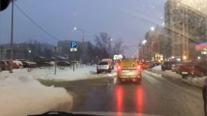 17/1 25 ВЕСНА СРЕДИ ЗИМЫ. УЛИЦА МАРКСА ИЛИ КАРЛА. ИЗ БАНИ В НОЧНОЙ КЛУБ. НАТЫКАНО В КАЖДОМ УГЛУ.