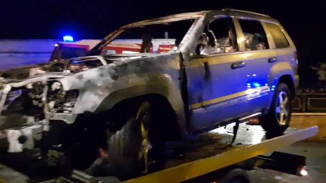 TERNI, JEEP A FUOCO смотреть онлайн