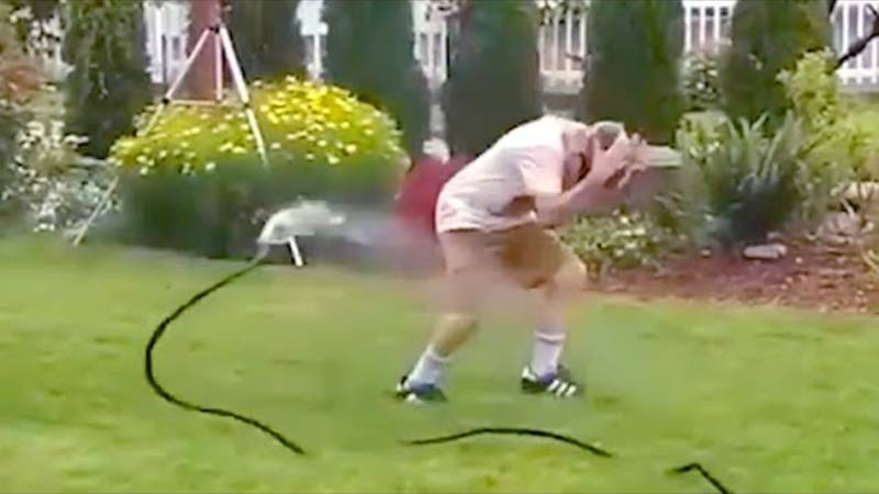 Смешные и неожиданные жизненные неудачи Попробуй не смеяться 😅😂 смотреть онлайн