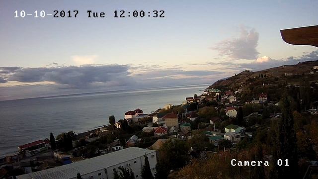 Вебкамера "Солнечногорское. Дом отдыха Джур-Джур". Запись 10.10.2017 07:00:03 смотреть онлайн