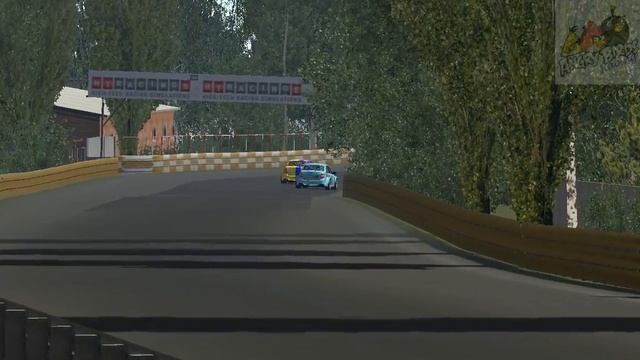 Обгон в последнем повороте на трассе Чайка, мне повезло смотреть онлайн