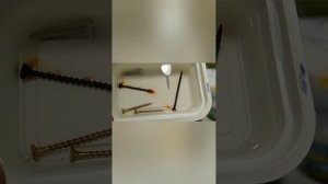 Какие шурупы дольше не ржавеют:чёрные,оцинкованные (серебристые)или оцинкованные ( золотые)? Часть