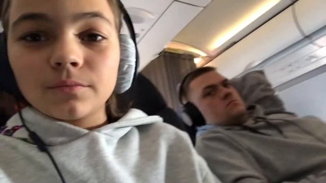 Влог/ Италия/ не выдали багаж?!/остров/Сардиния/ развлечения/кафе!! Новый год🎊🎉🎁🌈🍍🦄😊👌🏼 смотреть онлайн