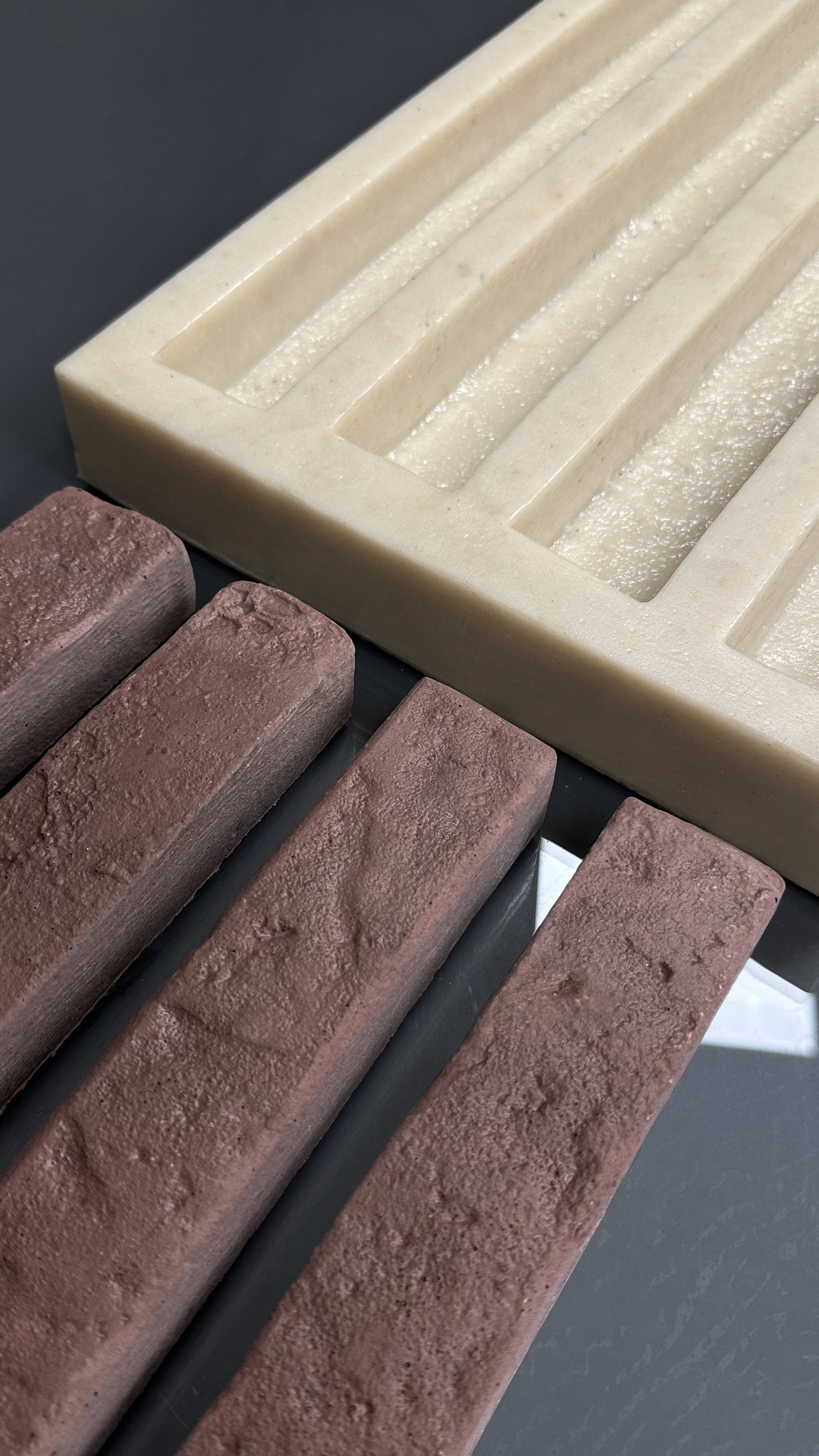 Форма для декоративного кирпича CONA "Ригельный кирпич 50 см" #формадлякипича #ригельныйкирпич смотреть онлайн