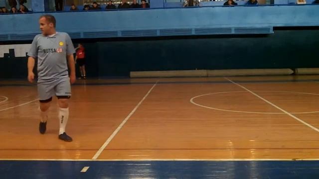 Анікс-Черкаси - Newton (1:2) 1 тайм смотреть онлайн