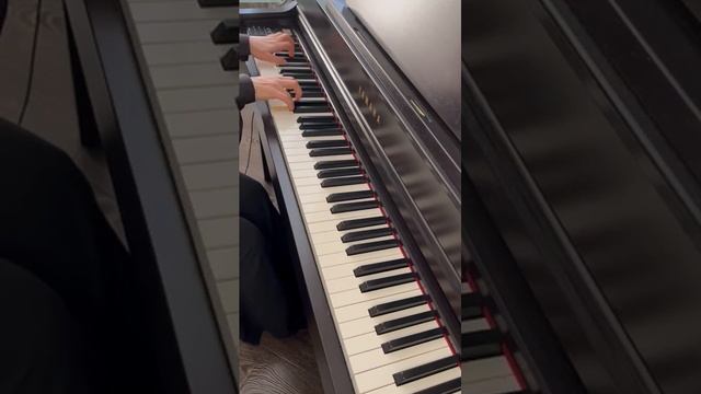 Edvard Grieg - In the Hall of the Mountain King / Эдвард Григ - В пещере горного короля смотреть онлайн