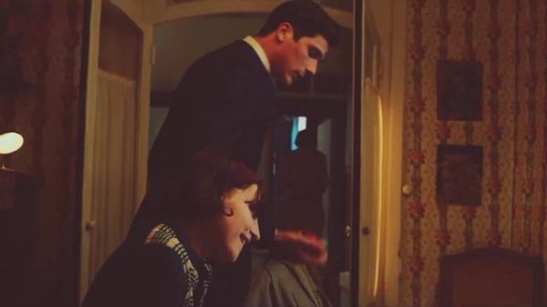 Mixte 1963 (Voltaire High) Romantic Scenes