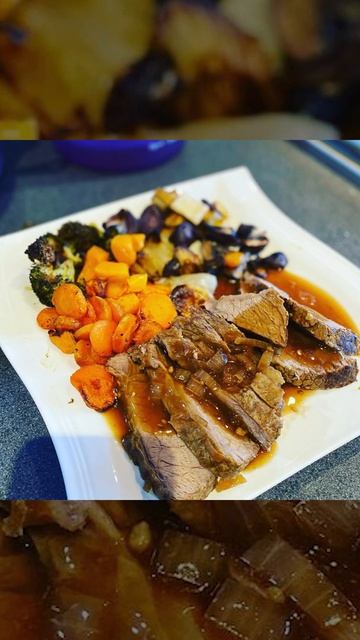 говядина медленного приготовления с густым луковым соусом и жареными овощами. #shorts