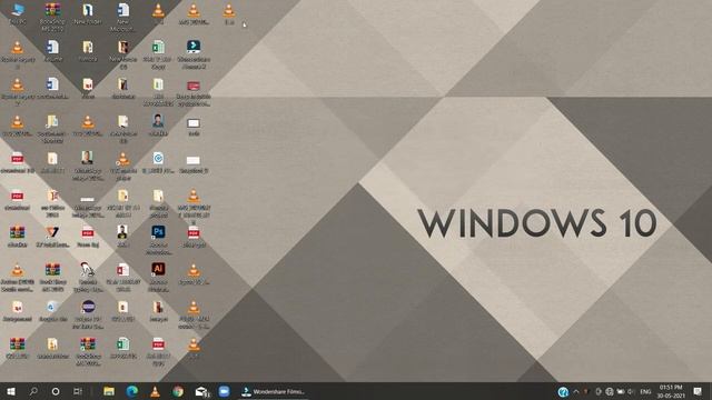 How To Place Desktop Icons Anywhere On Windows 10.