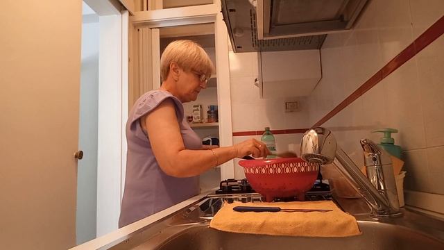 Ужин для итальянцев.Сейчас живу так,дальше как придётся.