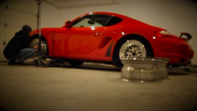 New wheels for the Cayman(CCW) смотреть онлайн