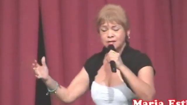 MARIA ESTHER EN VIVO ES DEMASIADO TARDE" смотреть онлайн